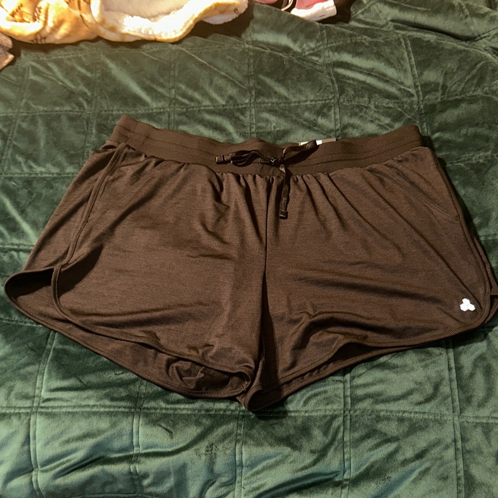 Tek Gear Women's Black Athletic Shorts